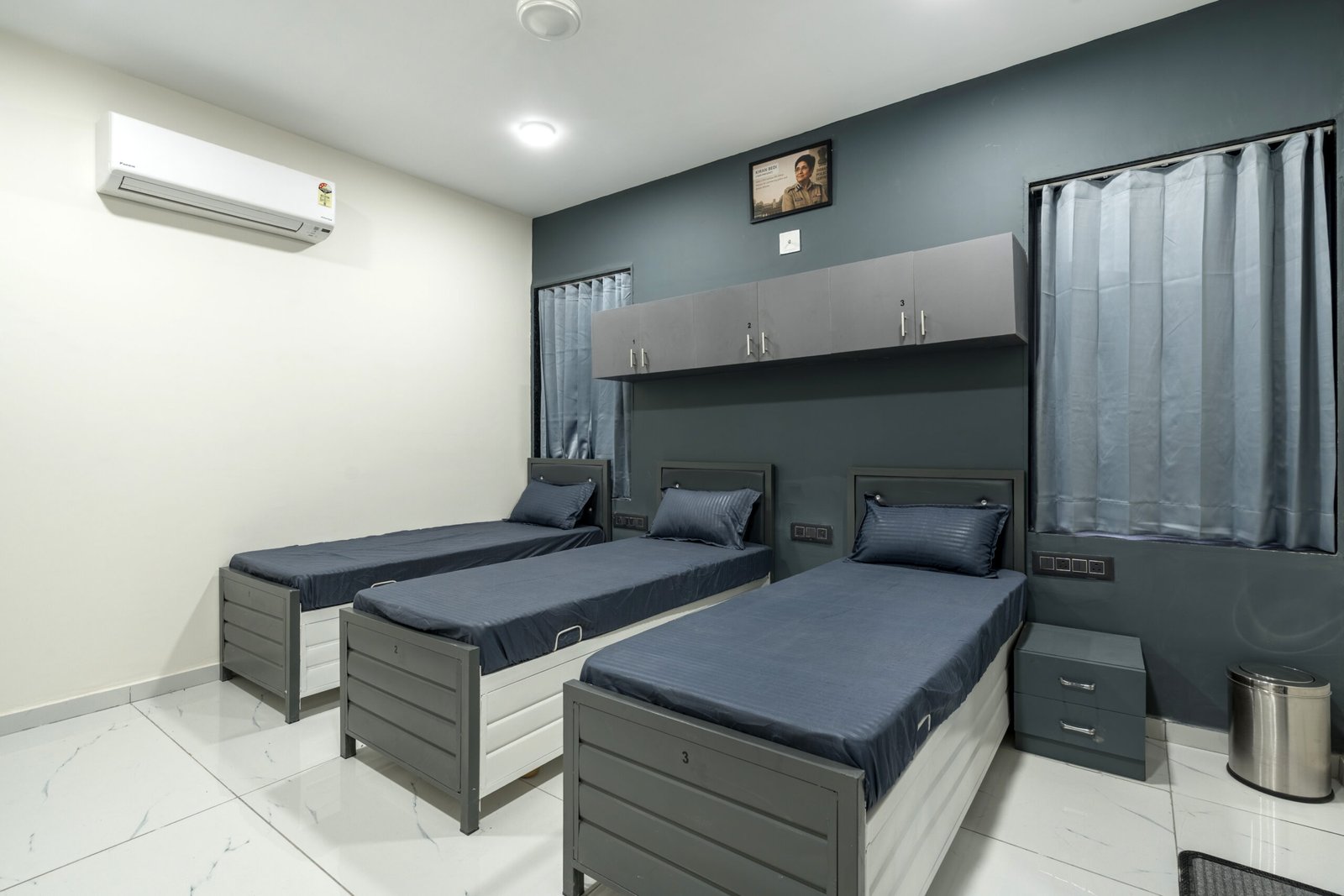 Fully furnished girls PG in Ahmedabad