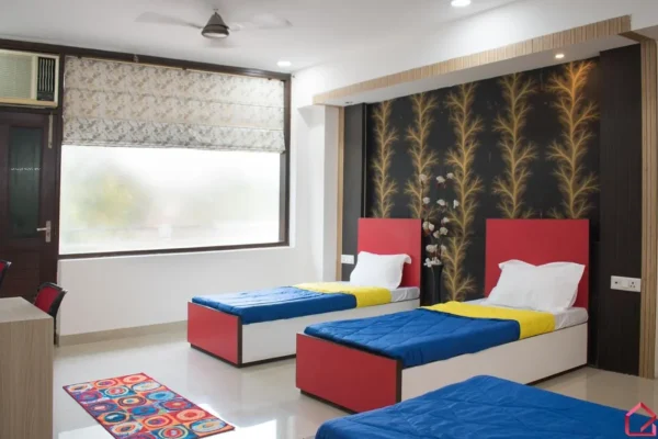 1737633167Essential Amenities to Expect in a PG